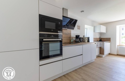 Perpezat House | La Roche Malvialle - PERPEZAT