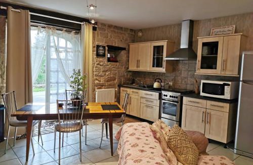 Grusse Apartment | La roche Saint roch