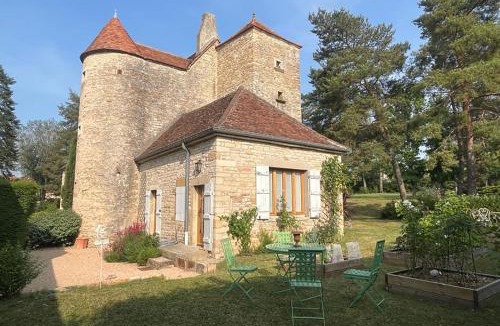 Bresse-sur-Grosne Bed & Breakfast | La Rochelière