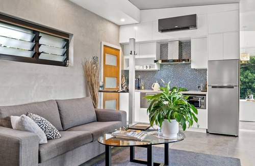 Smiths Creek Villa | La Rocher Eco Retreat