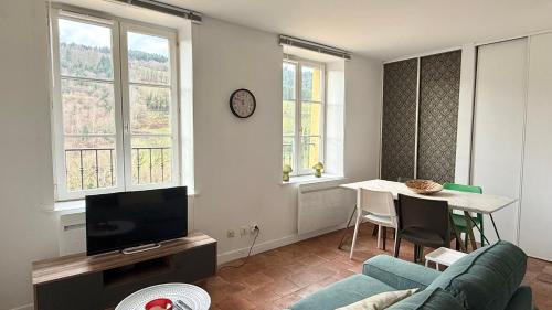 Valsonne Apartment | La Rollinoise