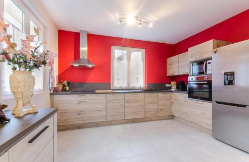 Landreville House | La rose d'henri