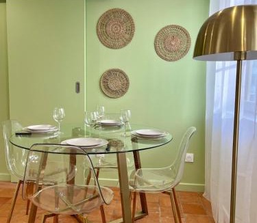 Quartier Saint-Marc - Croix de Pierre - Saint-Nicaise Apartment | La Rose de Vert