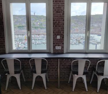 Fecamp Apartment | La rose des vents