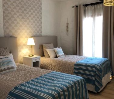 Pouzolles Apartment | La Rose des Vins