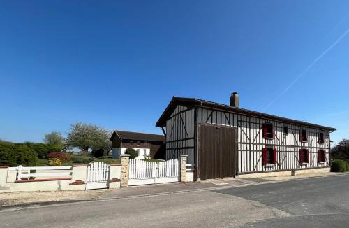 Giffaumont-Champaubert House | La Roselière du Der