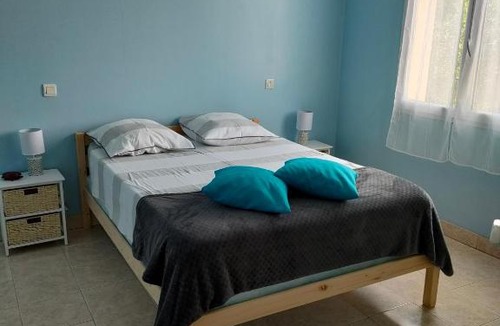 Creysse Apartment | la roseraie