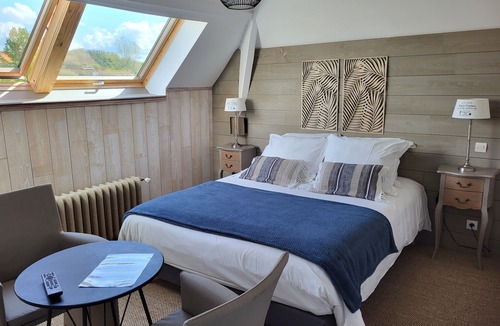 Saint-Etienne-au-Mont House | La Roseraie