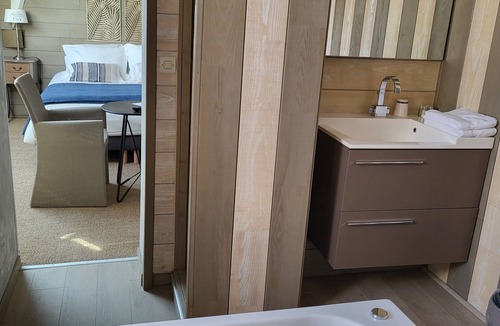 Saint-Etienne-au-Mont House | La Roseraie