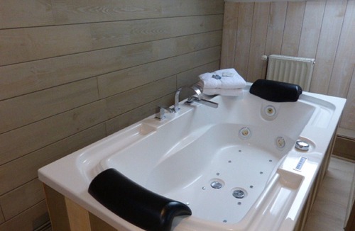 Saint-Etienne-au-Mont House | La Roseraie