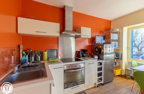 Genouillac House | LA Roseraie - Saint-angel