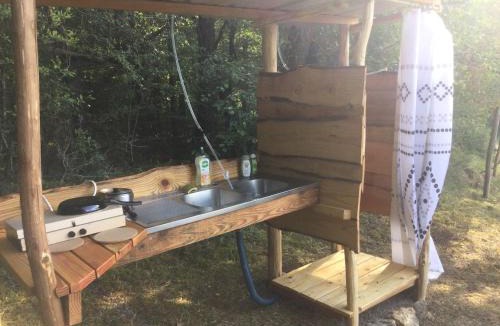 Saint-Pardoux-la-Riviere Other | La roulotte du bonheur