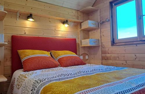 Castelnau-de-Montmiral Ski Chalet | La roulotte du tonnelier