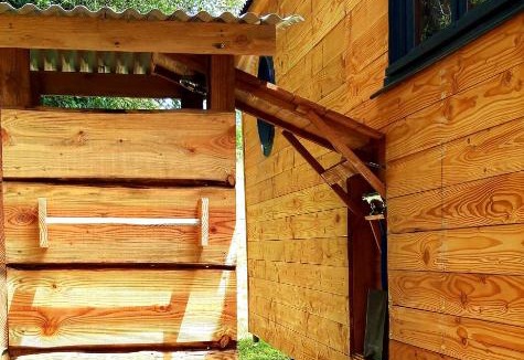 Cambounes House | La roulotte à Marie