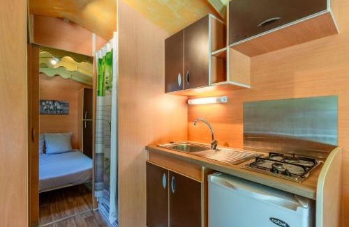 Touet-sur-Var House | La Roulotte 1