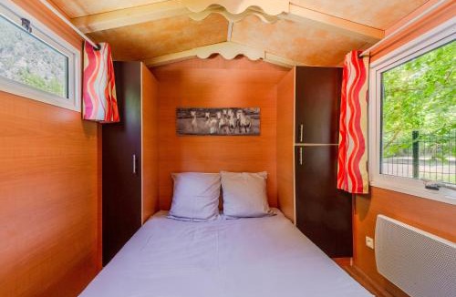 Touet-sur-Var House | La Roulotte 1