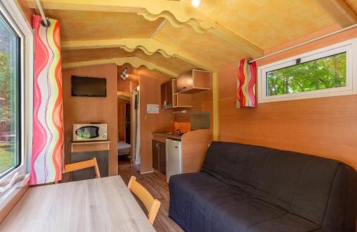 Touet-sur-Var House | La Roulotte 2