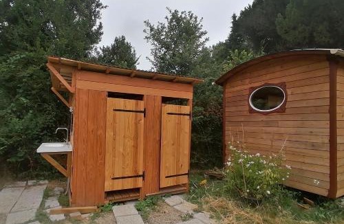 Serignac Other | La roulotte aux nuits insolites d'Argoumbat