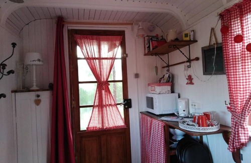 Saint-Agnan House | La Roulotte d'Élicie