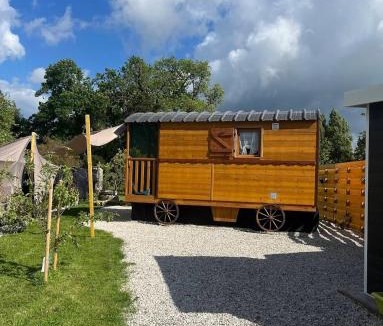 Saintes Agglomeration Other | La roulotte D'elfes