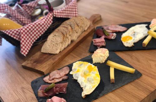 Bussieres (Yonne) Cabin | La roulotte de Bussy