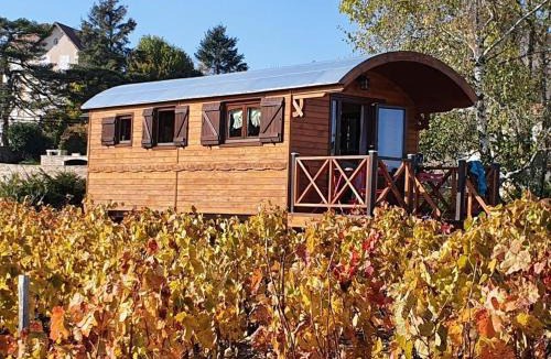 Chiroubles House | La Roulotte de Chiroubles