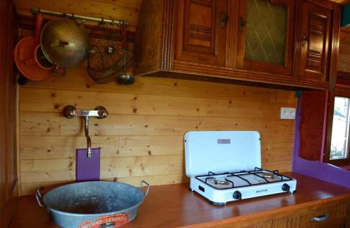 Dompierre-les-Ormes House | La Roulotte de la Fay