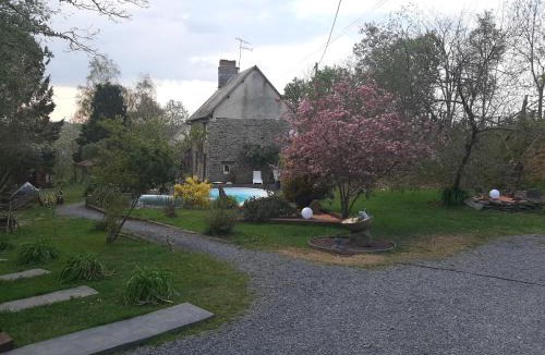 Conde-sur-Vire Other | LA ROULOTTE DE GERMAINE