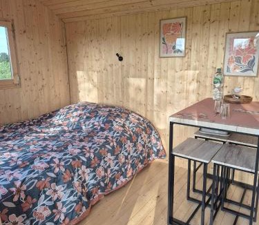 Chessy-les-Pres Other | La roulotte de l'étang