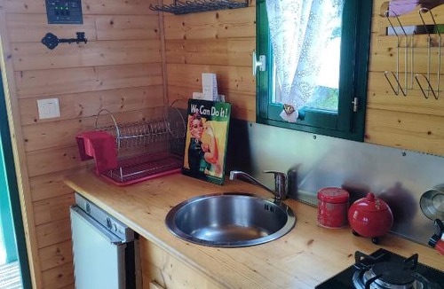 Grimbosq Other | La roulotte de Mary