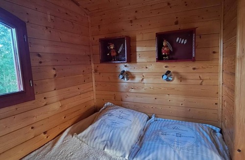 Bourbon-Lancy Other | La Roulotte de Serre