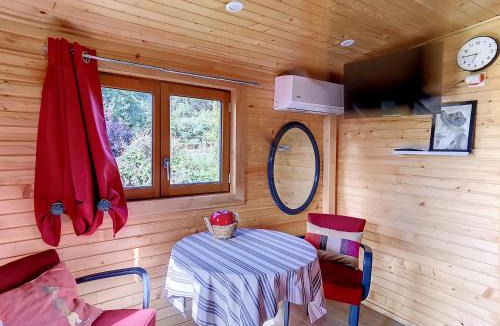 Villeneuve-de-Riviere House | La Roulotte du Cagire - 4 pers - Pyrénées