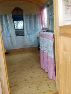 Saint-Saturnin Ski Chalet | La Roulotte romantique des volcans