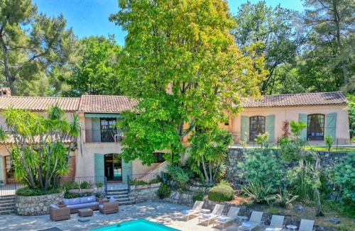 Le Rouret Villa | LA ROURETANE Pool AirCo for 10 By Sunset