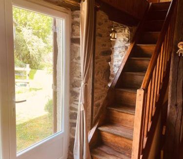 Mauriac Bed & Breakfast | La Ruche - Coquelicot
