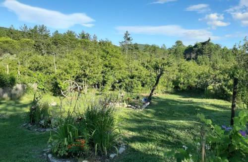 Rouret Bed & Breakfast | la ruche