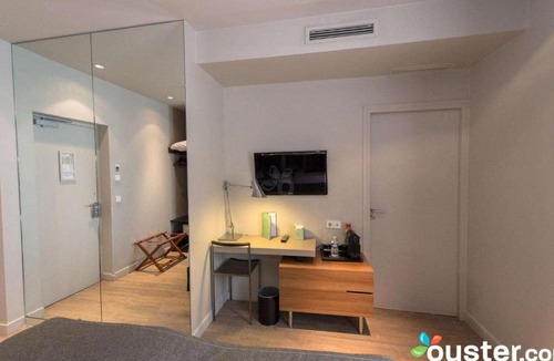 Mondeville Apartment | La ruelle - Studio