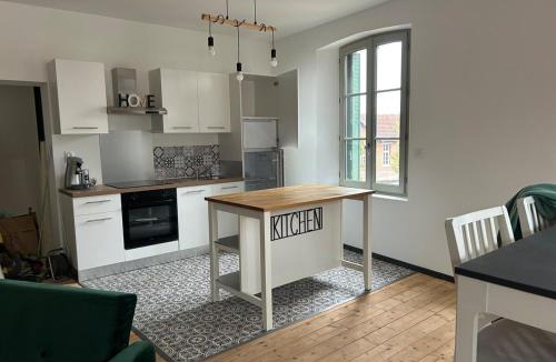 La Ferte-Saint-Aubin Apartment | La ruine