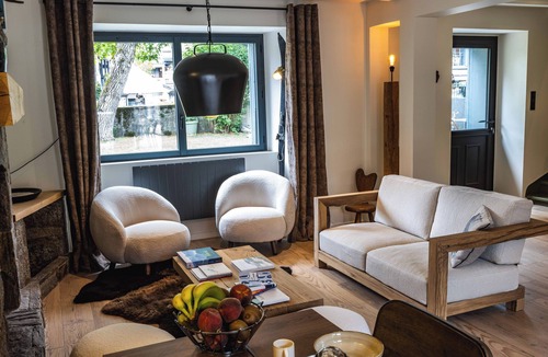 Saint-Lary-Soulan House | La Sainthilarienne, le Coeur de Village