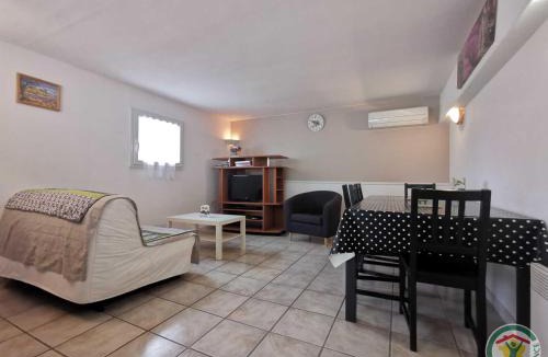 Candillargues House | La saladelle