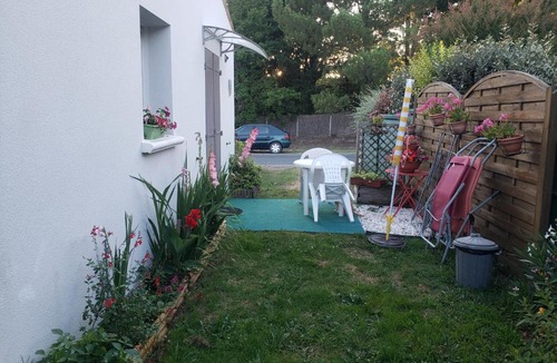 Etaules Bed & Breakfast | La salamandre, Chambre d'hôtes