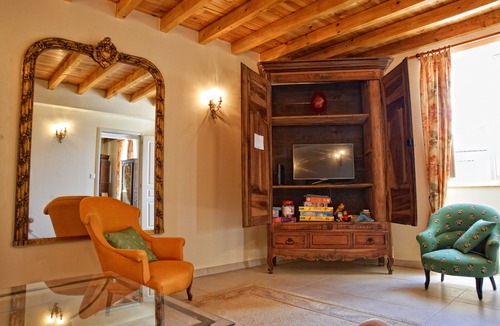 Pardies House | la Salamandre