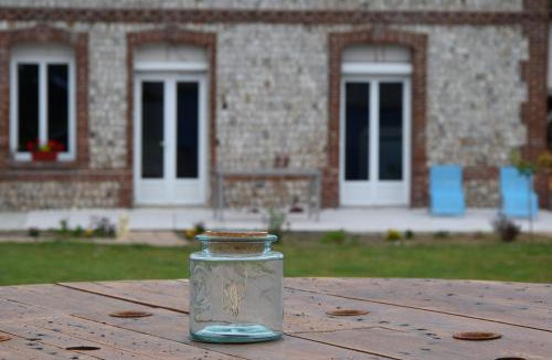 Theuville-aux-Maillots House | La Salamandre