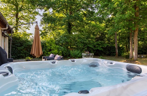 Selles-sur-Cher House | La Salamandre - maison avec jacuzzi