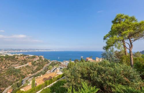 Theoule-sur-Mer Villa | La Sarriette