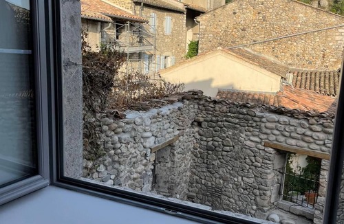 Vogue House | La Secrète