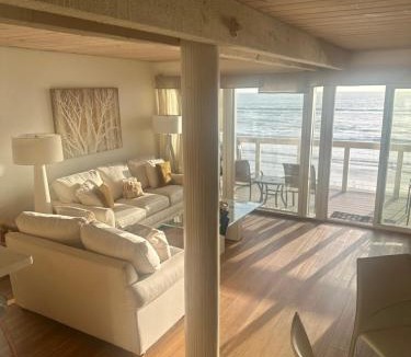 La Selva Beach House | La Selva Beach Ocean Front Townhome - Direct Beach & Ocean Access