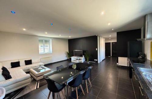 Sennece-les-Macon House | La Sennecéenne