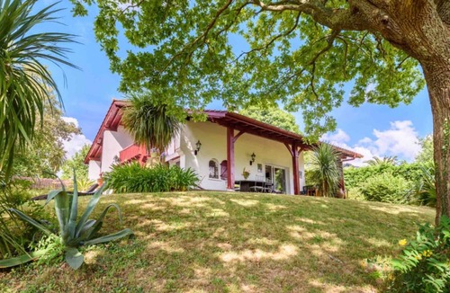 Saint-Pee-sur-Nivelle House | La Senpere, maison avec sauna - Entre Océan, Lac & Montagnes
