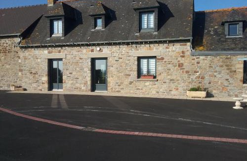 Mont-Dol House | La Sente , Le Rendez-vous